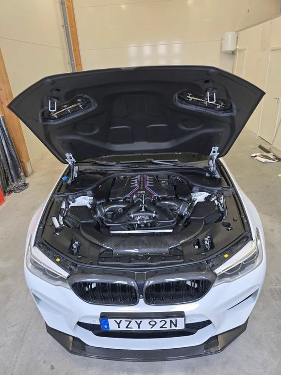 Images Thompas Garage