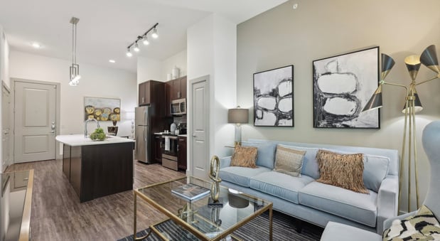 Images Gallery at Domain