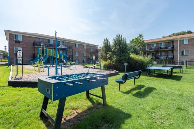 Images Pittsford Garden Apartment Homes
