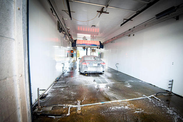 Images Montrose Laserwash
