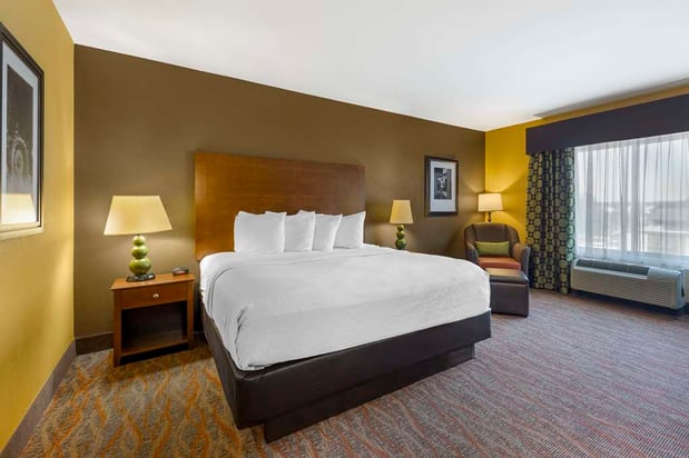 Images Best Western Plus Tupelo Inn & Suites