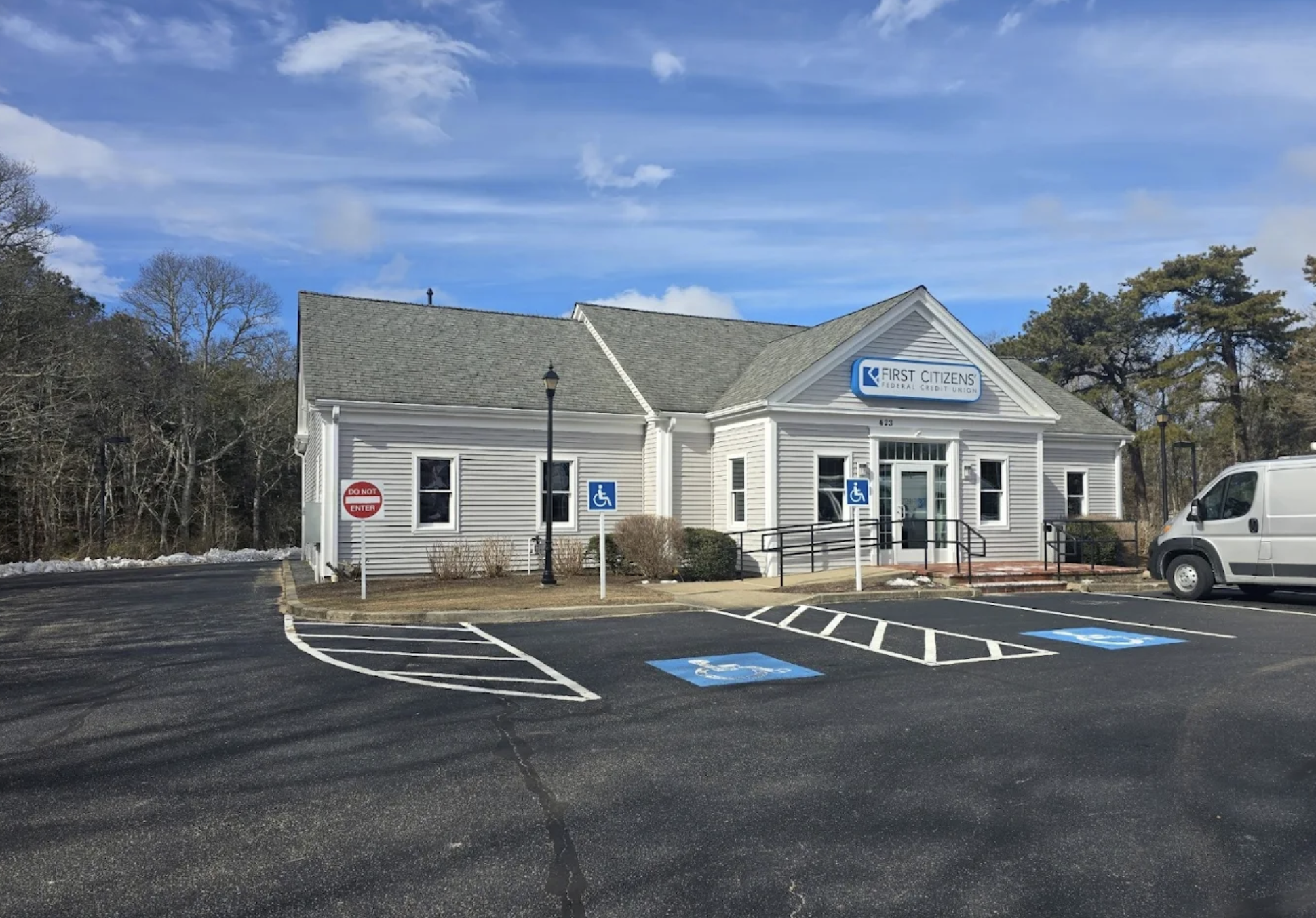 First Citizens' Federal Credit Union, South Dennis, MA Image