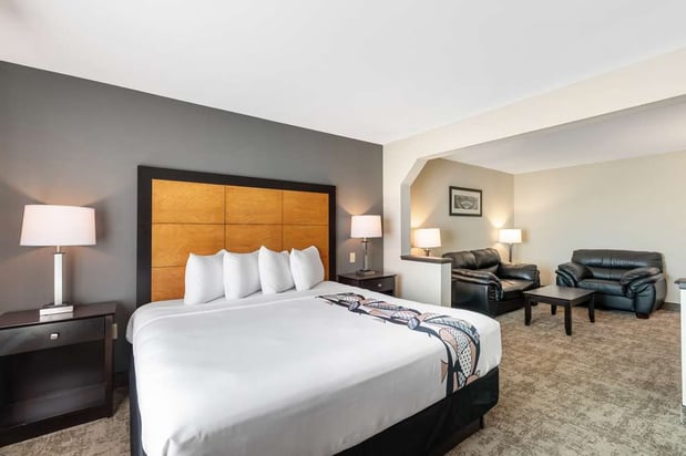 Images Best Western Inn & Suites - Midway Airport