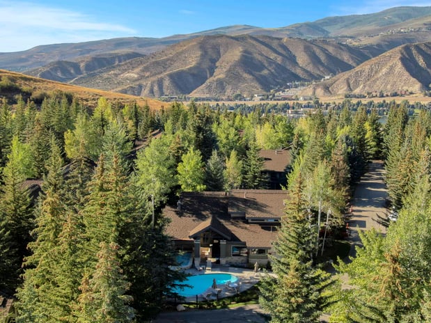 Images Ridgepoint Townhomes by East West Hospitality