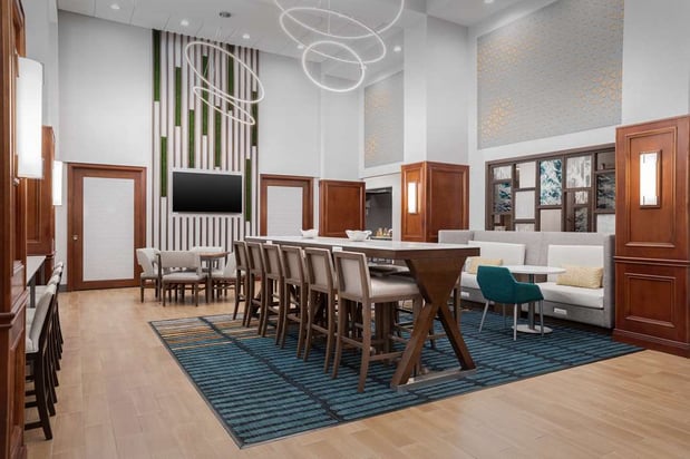 Images Hampton Inn & Suites ATL-Six Flags