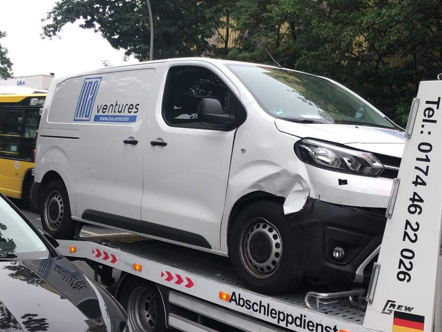 Momo Automobile, Ihn. Mohamed Bolhos, Saalestraße 14-15 in Berlin