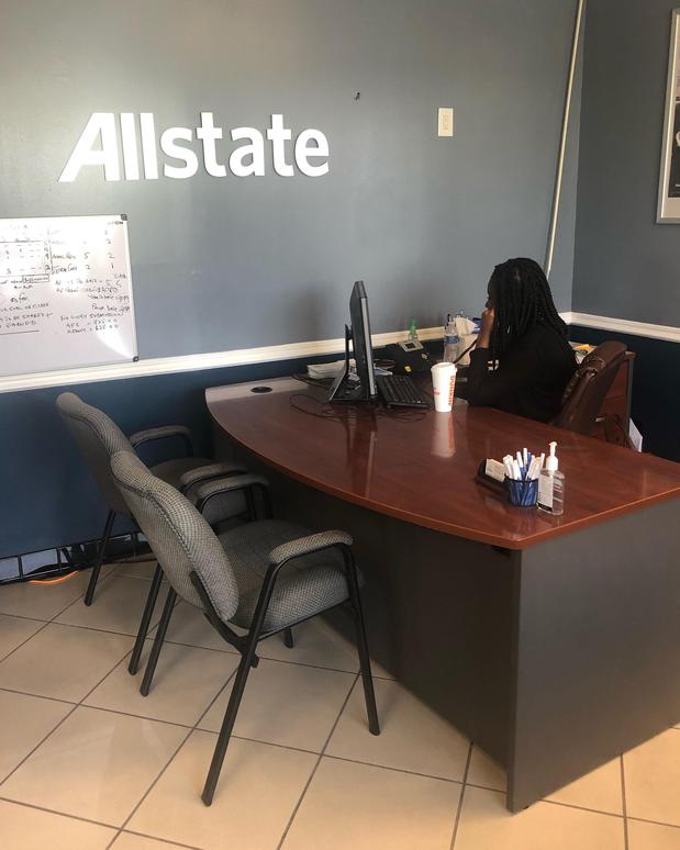 Images Julius Adorsu: Allstate Insurance