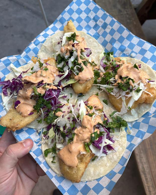 Images Vinnie's Bar & Grill