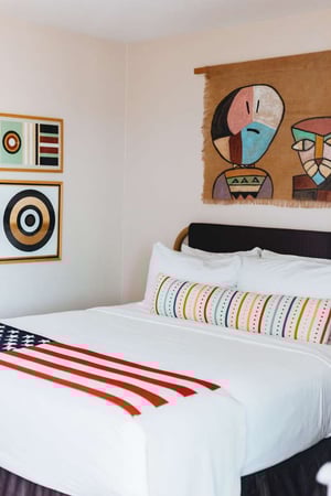 Images Graduate by Hilton Tempe