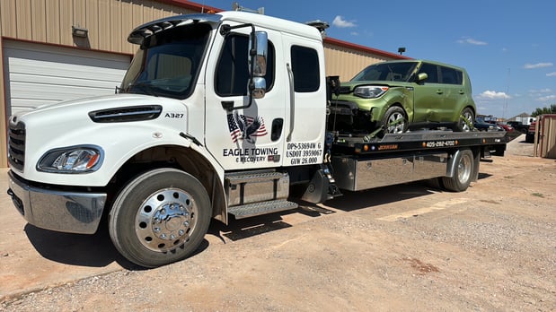 Images Eagle Towing & Recovery