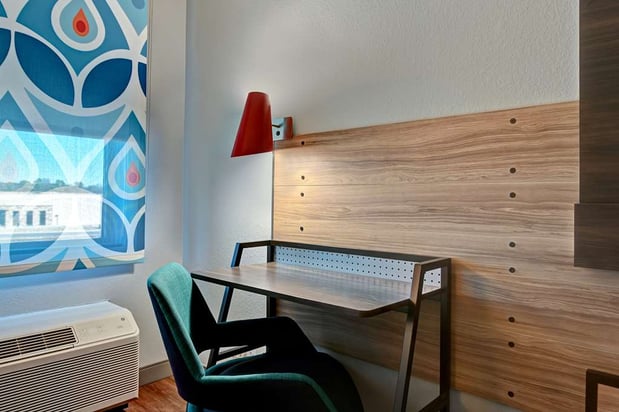 Images Tru by Hilton Tahlequah