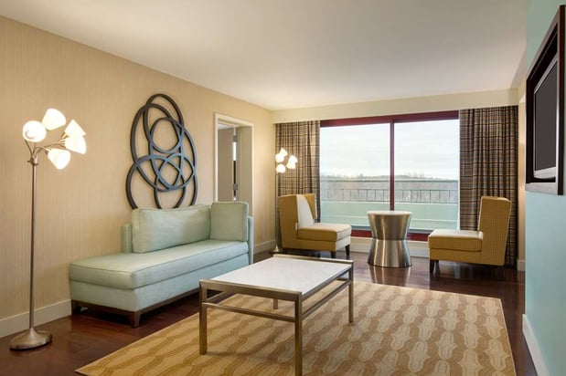 Images Embassy Suites by Hilton Boston Waltham