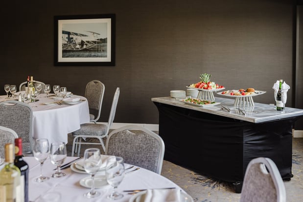 Images Crowne Plaza Suites Msp Airport - Mall of America by IHG