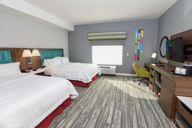 Images Hampton Inn & Suites Cincinnati Liberty Township