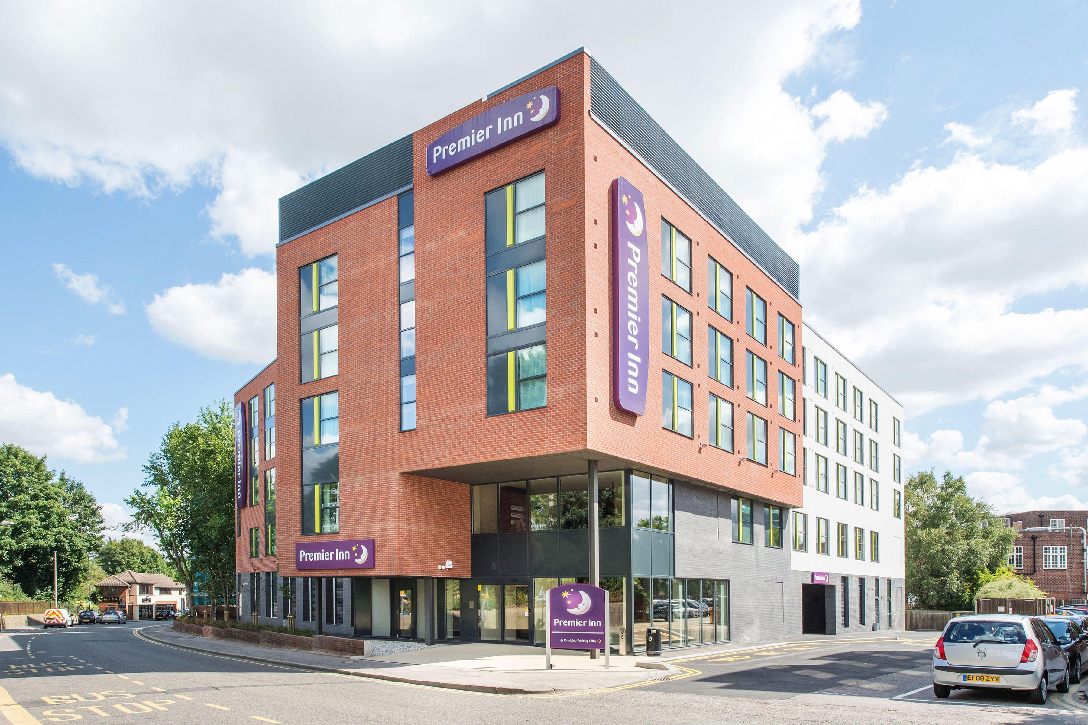 Premier Inn Chelmsford City Centre hotel exterior Premier Inn Chelmsford City Centre hotel Chelmsford 03333 219363