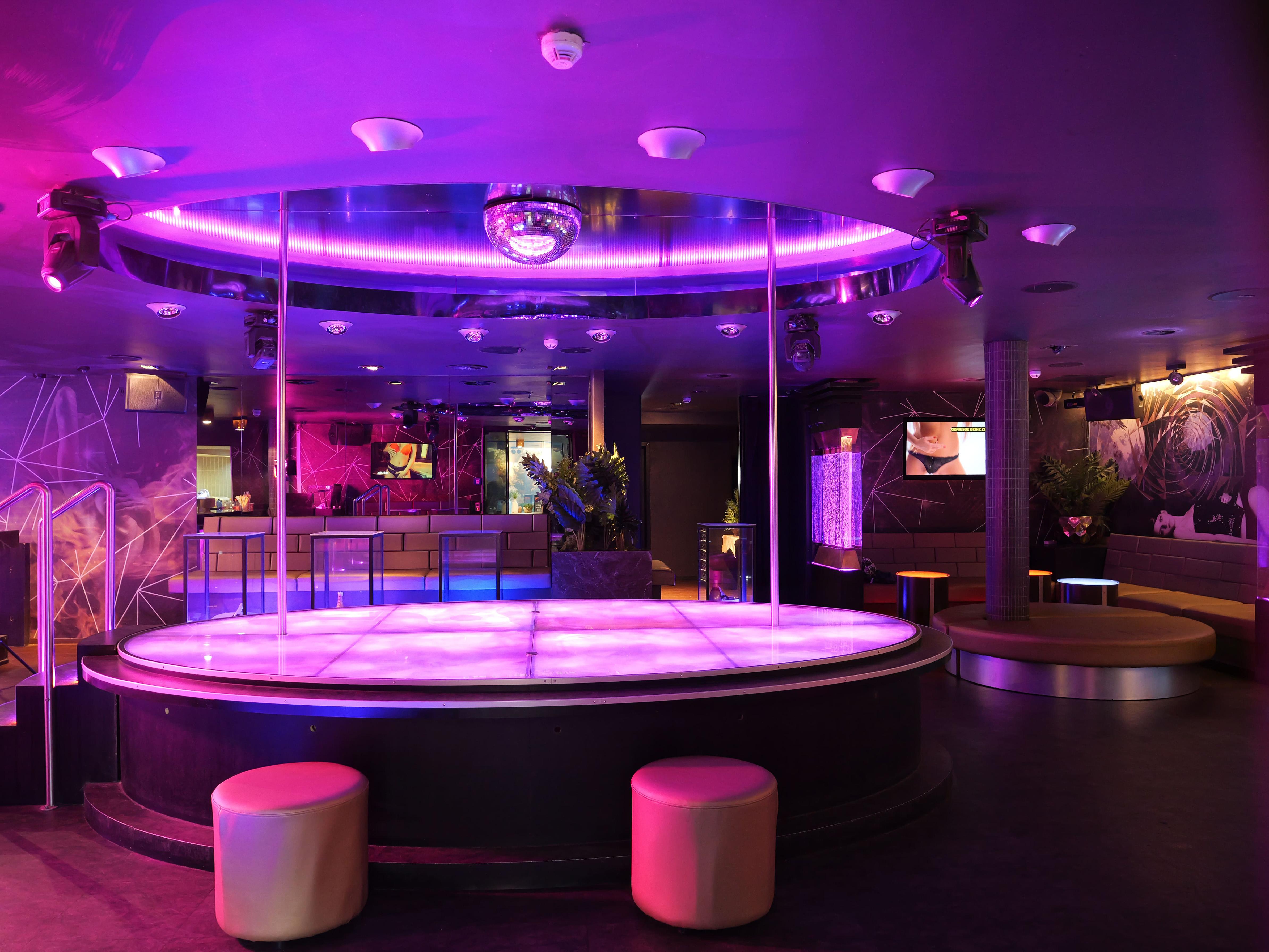 Samya Highclass FKK Saunaclub, Kirschbaumweg 26A in Samya Highclass FKK Saunaclub