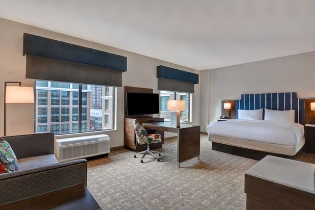 Images Hampton Inn & Suites Nashville Downtown Capitol View