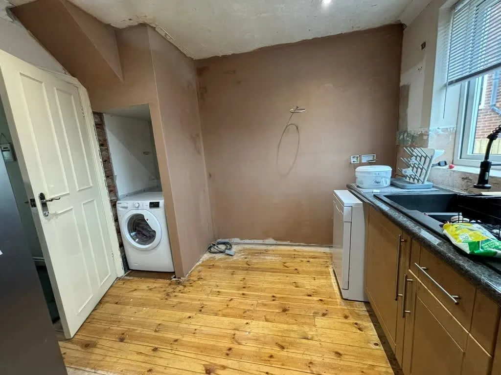 Images Verisure Damp Proofing & Plastering