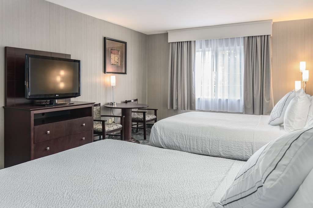 Two Queen Suite