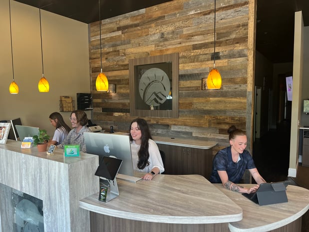 Images 100% Chiropractic - Chattanooga