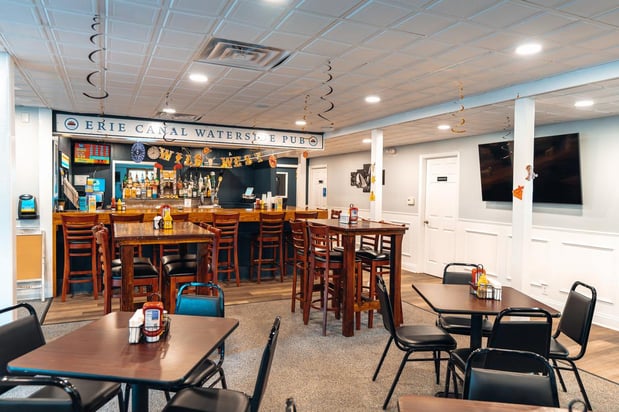 Images Erie Canal Waterside Pub