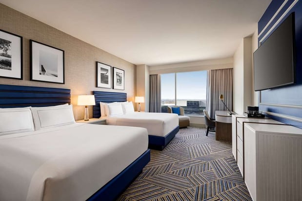 Images Hilton BNA Nashville Airport Terminal