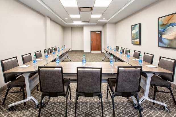 Images Candlewood Suites Cincinnati Northeast - Mason by IHG