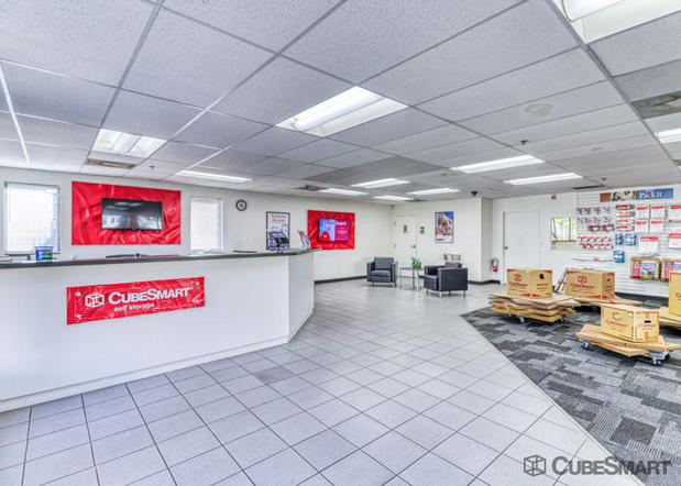 Images CubeSmart Self Storage