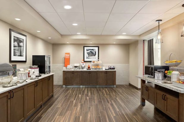 Images Hampton Inn & Suites Minooka