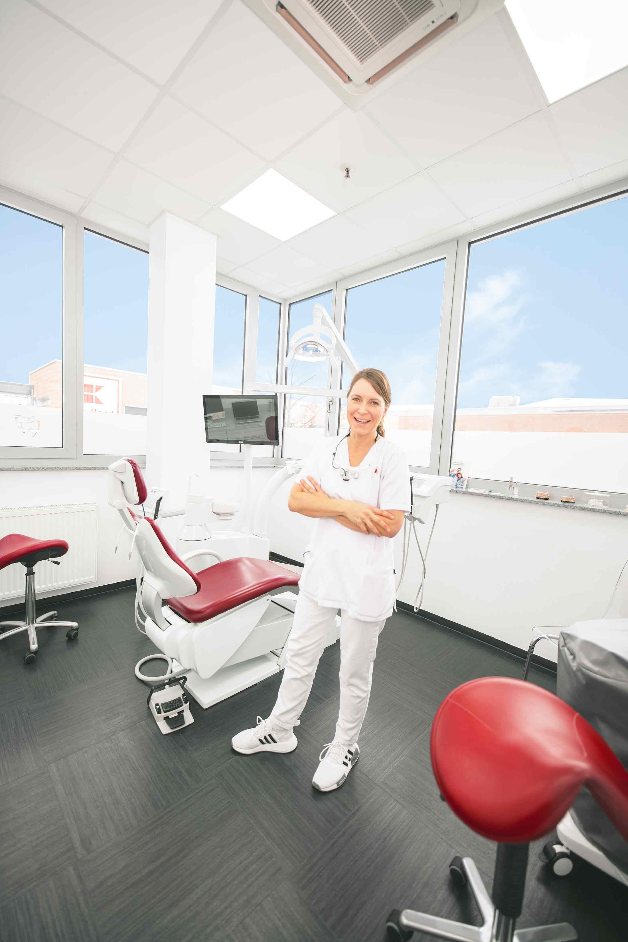 Dentics Zahnärzte Dr. Anne Jacobi