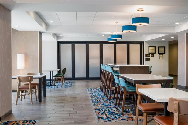 Images Hampton Inn Turlock