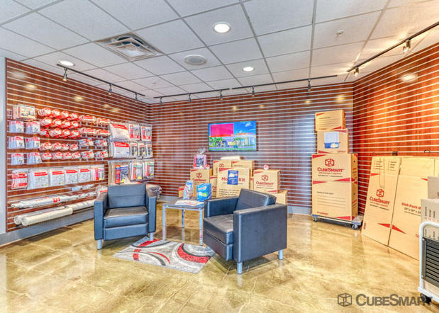 Images CubeSmart Self Storage