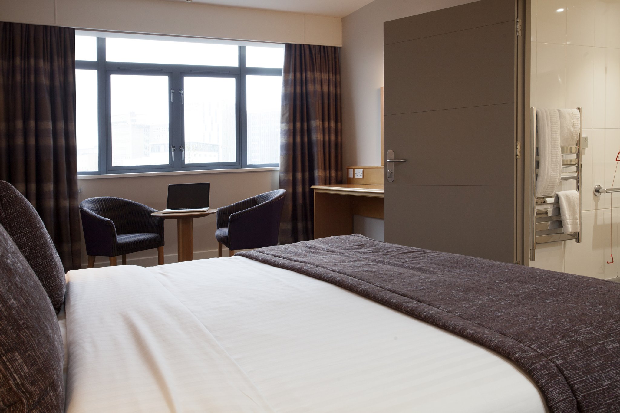Images Garner Hotel Nottingham City Centre by IHG