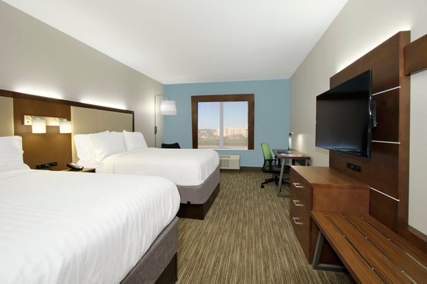 Images Holiday Inn Express & Suites Columbus North by IHG
