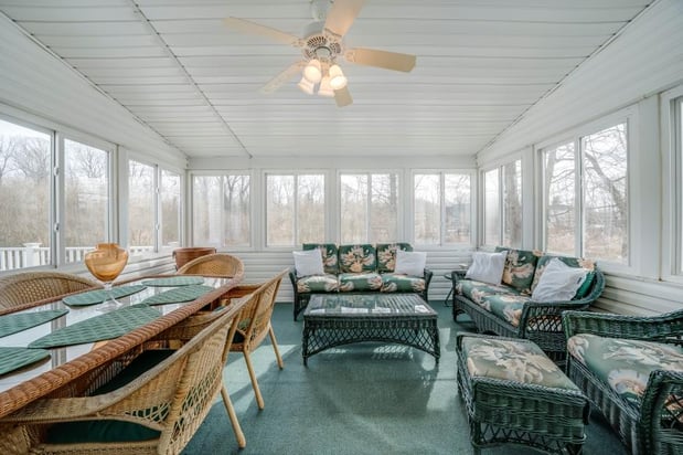 Images Arcadia, REALTORS