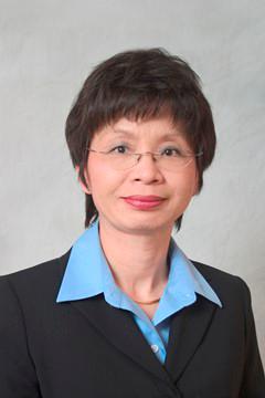 Julia Hwang