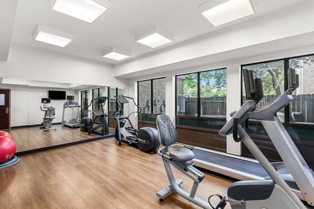 Images Holiday Inn Express & Suites Austin SW - Sunset Valley by IHG