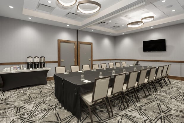Images Crowne Plaza Lansing by IHG