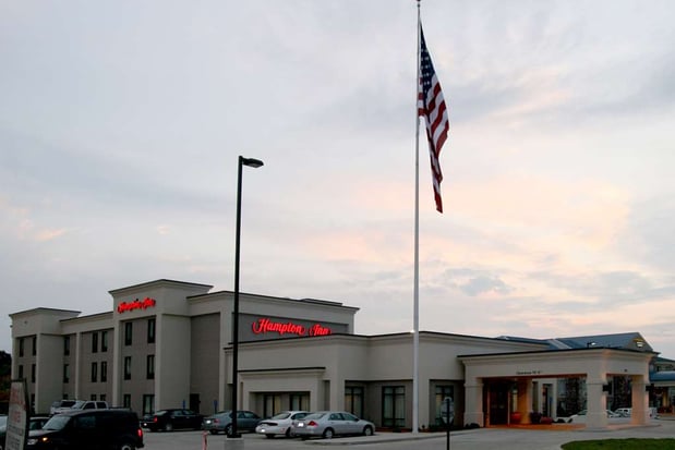 Images Hampton Inn Mountain Home