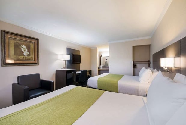 Images SureStay by Best Western Rockdale