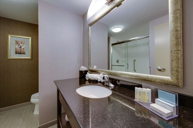 Images Hampton Inn & Suites Philadelphia/Bensalem