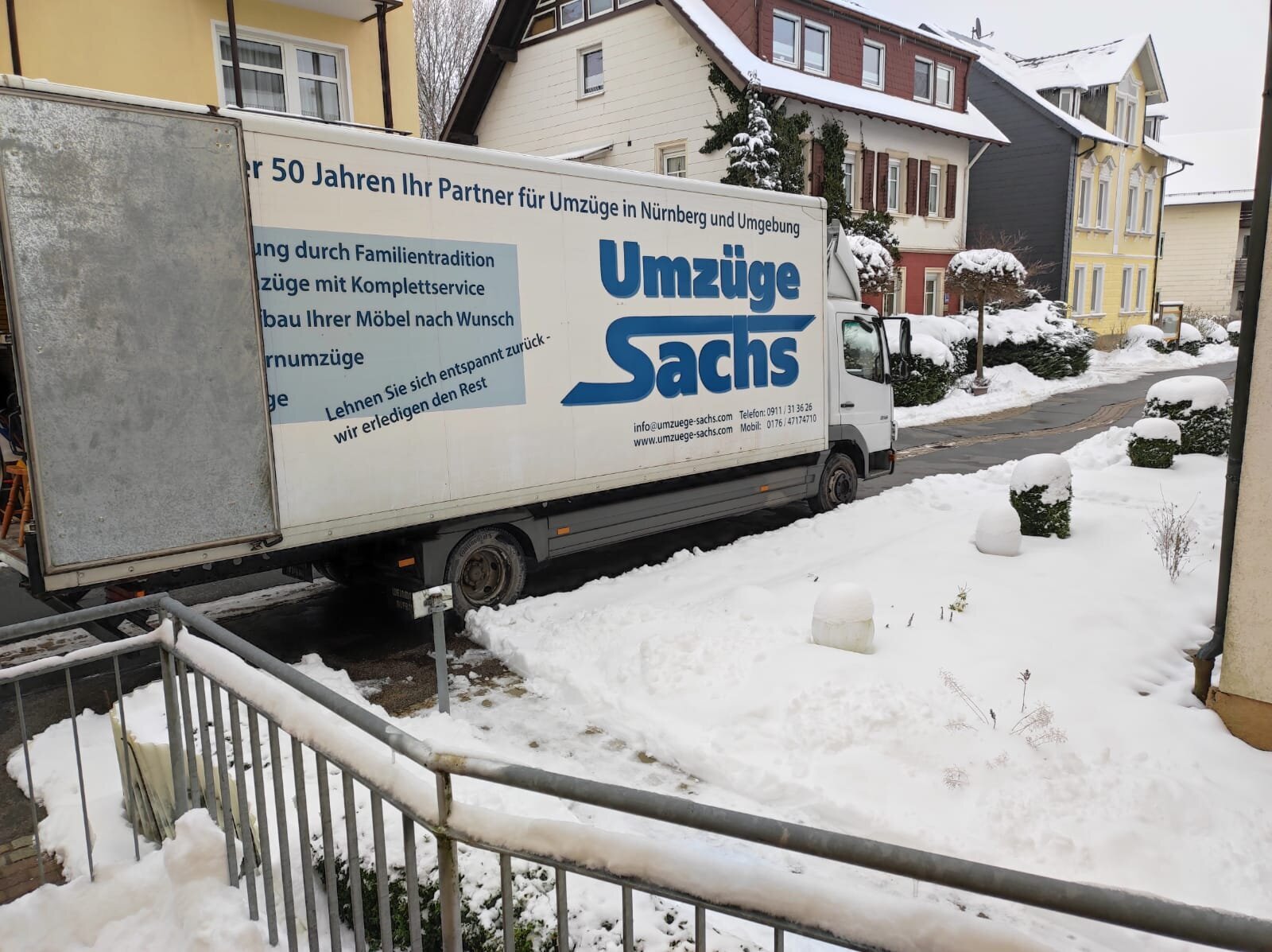 Umzüge Sachs, Burgfarrnbacher Straße 166 in Nürnberg