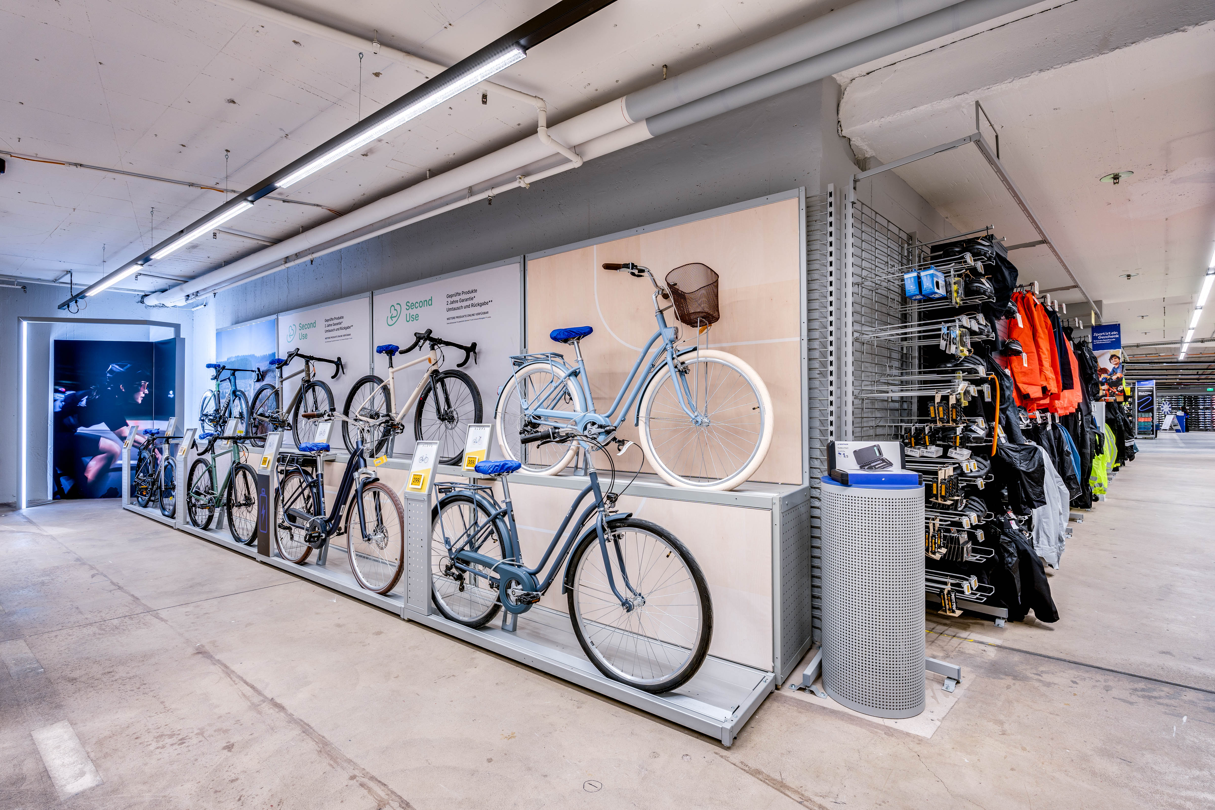 Bilder DECATHLON Nürnberg im WÖHRL