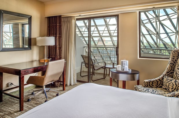Images Crowne Plaza St. Louis Airport by IHG