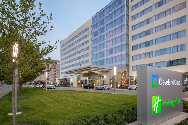 Images Holiday Inn Cleveland Clinic by IHG