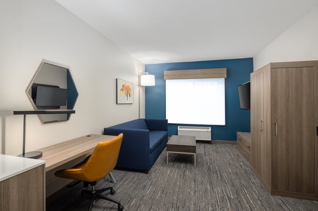 Images Holiday Inn Express & Suites Portland-Jantzen Beach by IHG