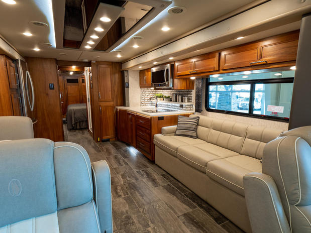 Images Blue Compass RV Tampa