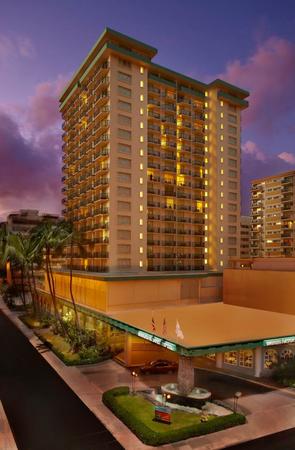 Images Waikiki Resort Hotel