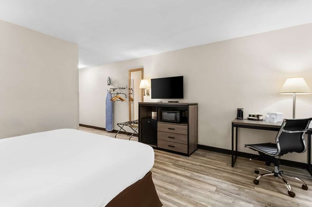 Images SureStay by Best Western Albuquerque Midtown
