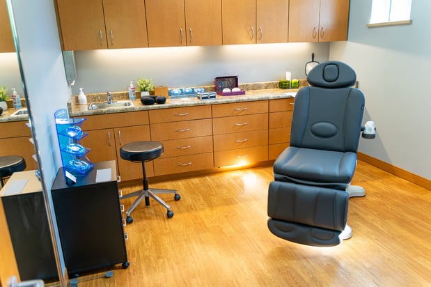 Images Quintessa Aesthetic Center (Mequon)